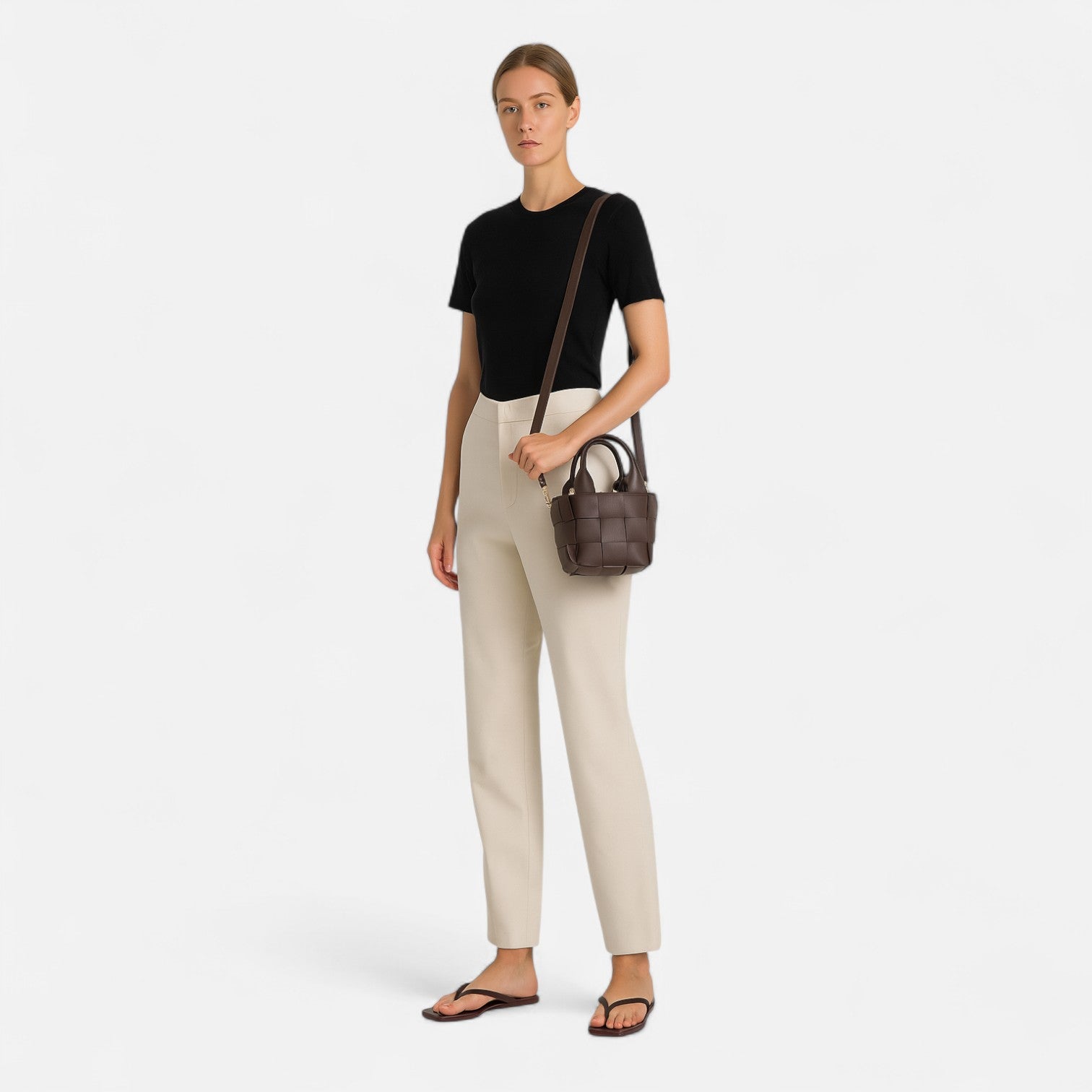 DESINES | Small Checkered Bucket Bag - Casual Elegance