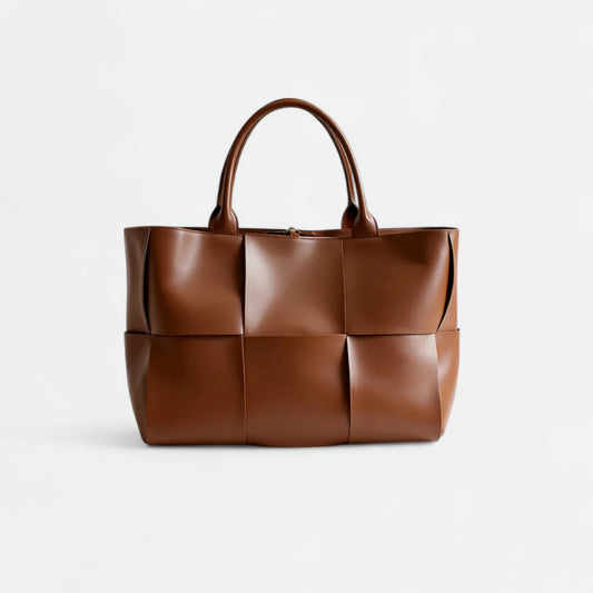 DESINES | Elegant Handbag for Women – Timelessness and Everyday Functionality